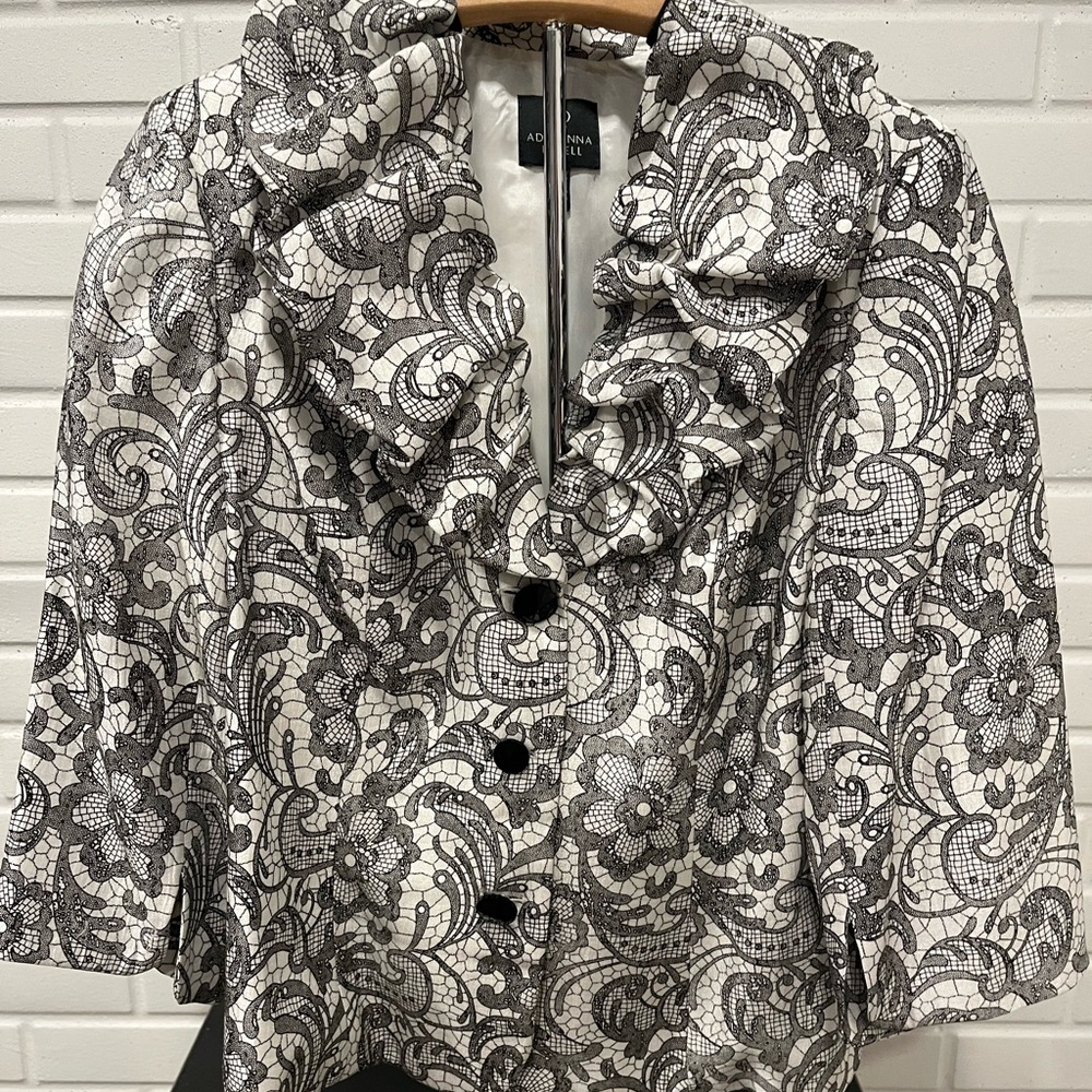 Adrianna Papell Monochrome Floral Blazer